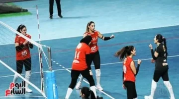 ثلاثة أشواط نارية.. الأهلي يتوج بلقب سوبر الطائرة للسيدات بعد هزيمة الزمالك